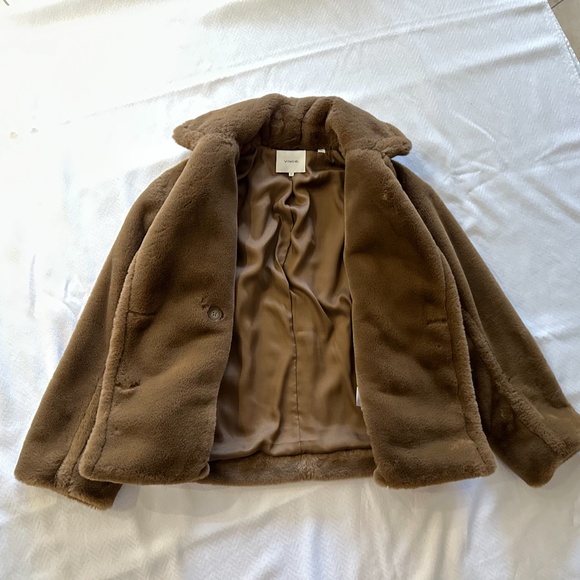 Vince Double Breasted Teddy Faux Fur Jacket/Coat, Size XS, Camel - Picture 14 of 15